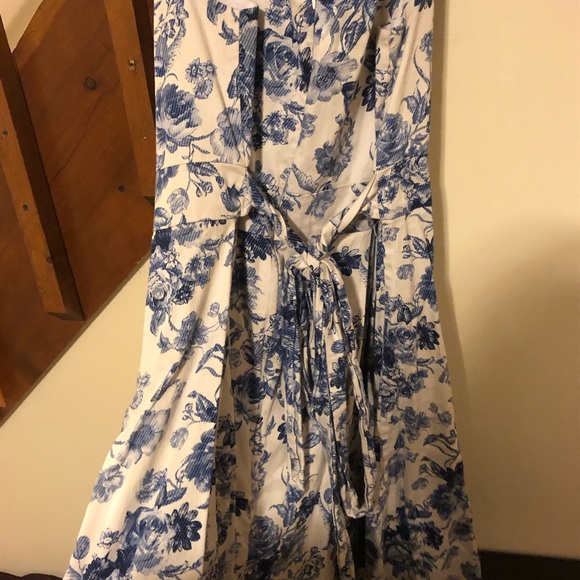 Floral Vintage Style Plus Size Dress - Picture 3 of 3